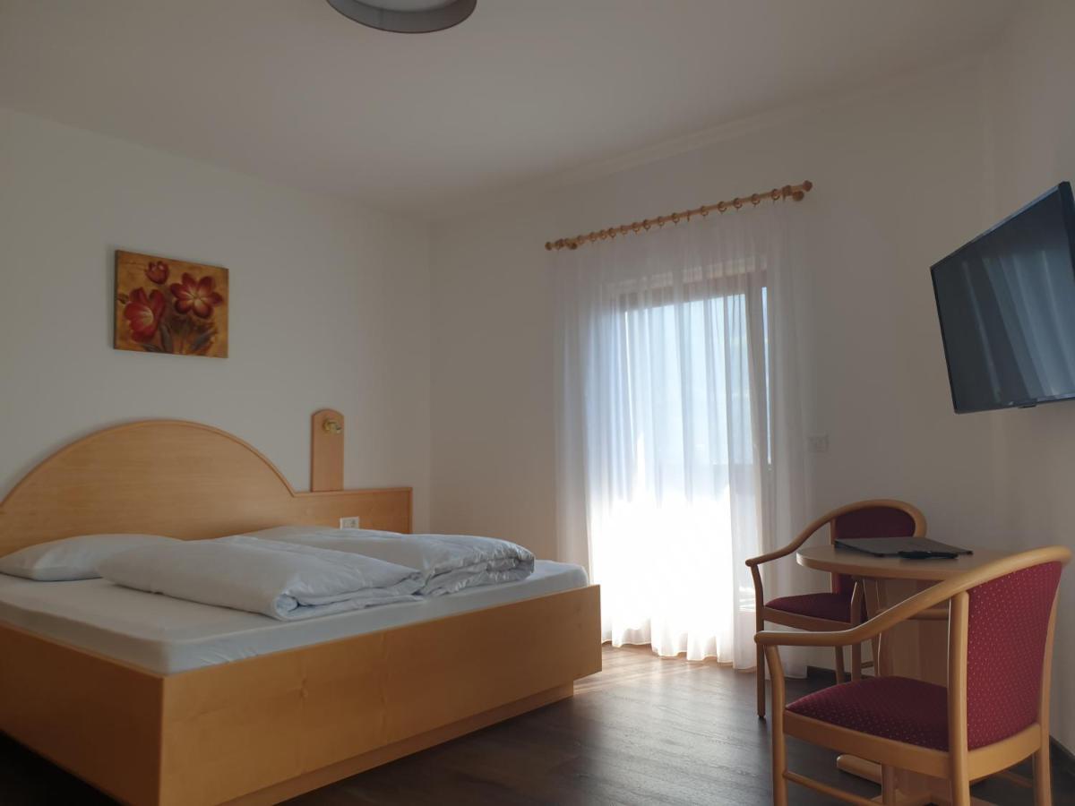 Hotel Garni Herz Tirolo Ngoại thất bức ảnh