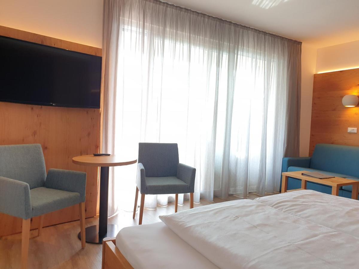 Hotel Garni Herz Tirolo Ngoại thất bức ảnh