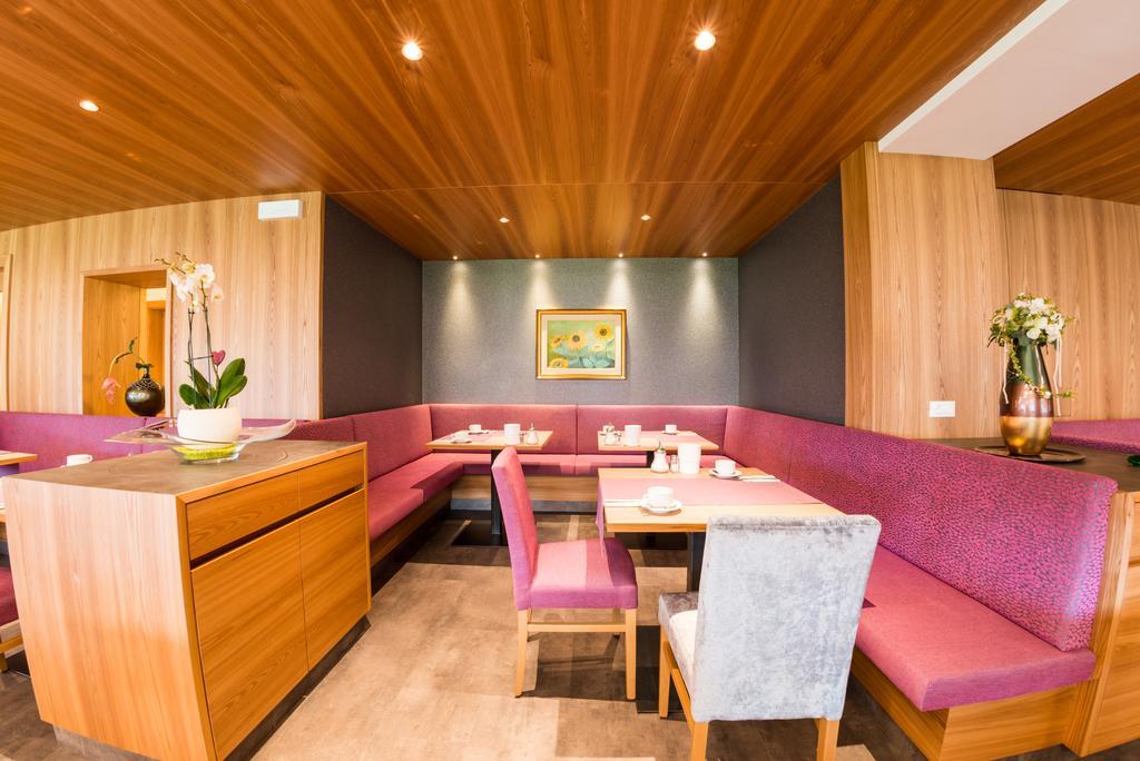 Hotel Garni Herz Tirolo Ngoại thất bức ảnh