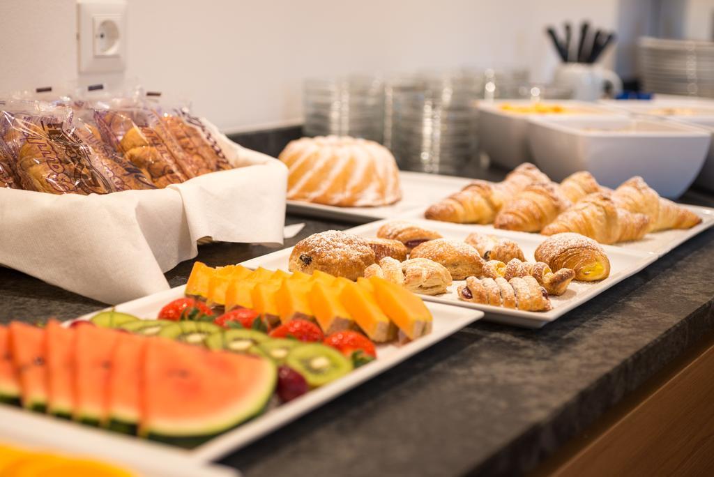 Hotel Garni Herz Tirolo Ngoại thất bức ảnh
