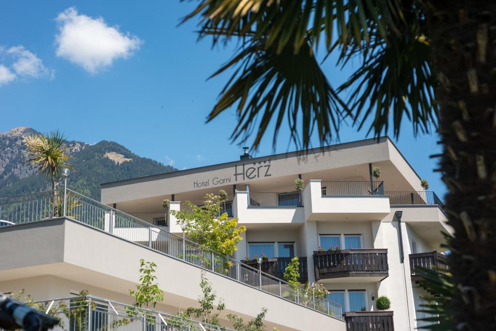 Hotel Garni Herz Tirolo Ngoại thất bức ảnh